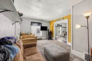134 Hollis St, Jackson, MI 49203 - Photo 3