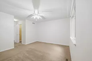 2598 Woodcliff Trail, Hartland, MI 48353 - Photo 19