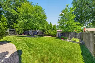 7568 Sussex Dr, Canton, MI 48187 - Photo 61