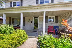 7568 Sussex Dr, Canton, MI 48187 - Photo 5