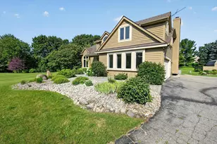 9236 Stoney Field Ct, Dexter, MI 48130 - Photo 3