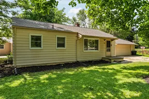 284 Highlake Ave, Ann Arbor, MI 48103 - Photo 3