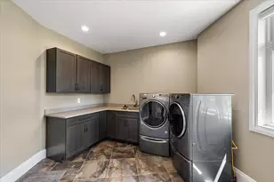 596 S Parker Rd, Ann Arbor, MI 48103 - Photo 19