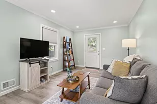 2602 Willa Dr, Saint Joseph, MI 49085 - Photo 7
