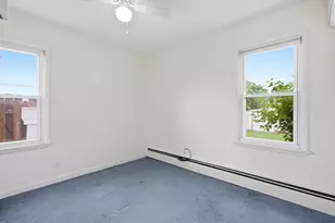 8885 Cardwell St, Livonia, MI 48150 - Photo 9