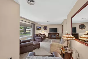 815 Kennedy St, Jackson, MI 49202 - Photo 9