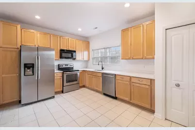 2925 N Knightsbridge Circle, Ann Arbor, MI 48105 - Photo 13
