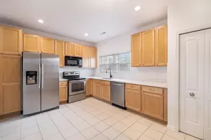 2925 N Knightsbridge Cir, Ann Arbor, MI 48105 - Photo 13
