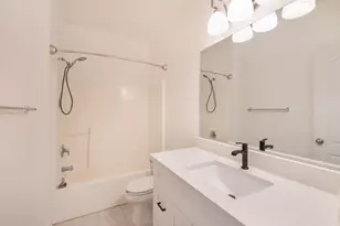 2925 N Knightsbridge Cir, Ann Arbor, MI 48105 - Photo 27