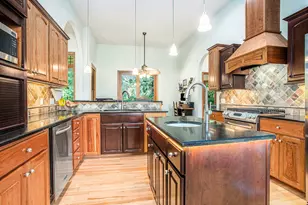 106 Buckingham Ln, Battle Creek, MI 49017 - Photo 7