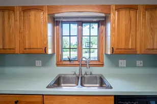 1124 Kusterer Dr NW, Grand Rapids, MI 49534 - Photo 11