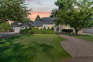 20404 Hubbard St, Livonia, MI 48152 - Photo 47