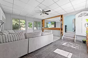 20404 Hubbard St, Livonia, MI 48152 - Photo 15