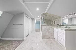 20404 Hubbard St, Livonia, MI 48152 - Photo 19