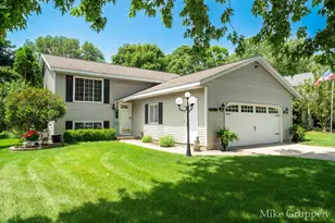 2565 Spring Ct, Zeeland, MI 49464 - Photo 3