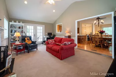 2565 Spring Court, Zeeland, MI 49464 - Photo 21