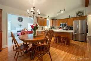 2565 Spring Ct, Zeeland, MI 49464 - Photo 11