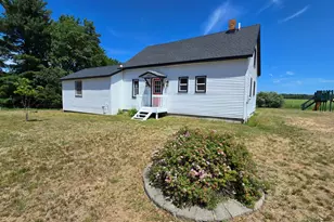 9322 N 80th Ave, Pentwater, MI 49449 - Photo 3