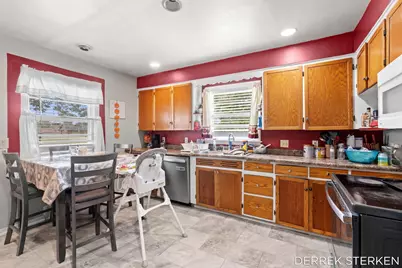 205 N Franklin Street, Zeeland, MI 49464 - Photo 7