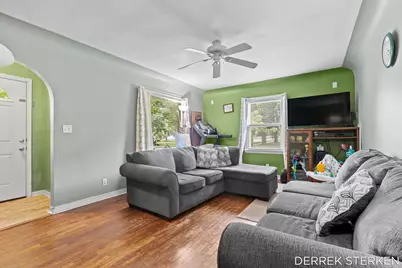 205 N Franklin Street, Zeeland, MI 49464 - Photo 3