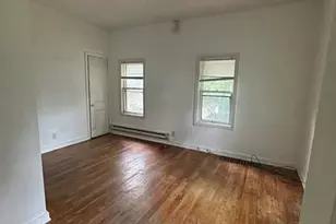 411 Mitchell Pl, Kalamazoo, MI 49007 - Photo 7