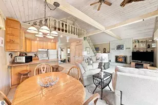 10876 Lockwood Dr, Cadillac, MI 49601 - Photo 3