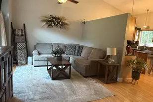 10709 William Ct, Greenville, MI 48838 - Photo 7