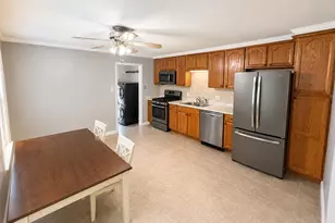 39294 Ormsby St, Clinton, MI 48036 - Photo 5