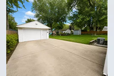 39294 Ormsby Street, Clinton, MI 48036 - Photo 17