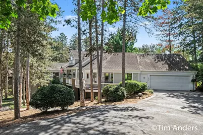 3433 Meadowood Trail Drive SE, Grand Rapids, MI 49546 - Photo 3