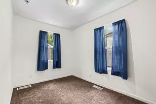 1016 Palmer Ave, Kalamazoo, MI 49001 - Photo 7