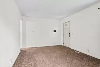 1016 Palmer Avenue, Kalamazoo, MI 49001 - Photo 5