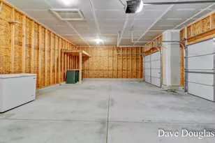 237 Young Ct, Rockford, MI 49341 - Photo 23