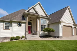 7737 Carriage Ln, Stanwood, MI 49346 - Photo 3