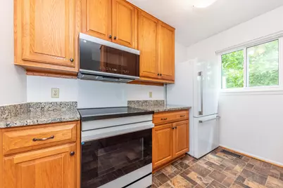 640 Dellwood Drive, Ann Arbor, MI 48103 - Photo 11