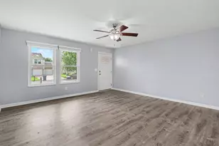 1405 Finleys Ln, Vicksburg, MI 49097 - Photo 3