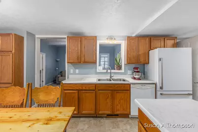 609 E Washington Street, Greenville, MI 48838 - Photo 5