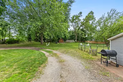 609 E Washington Street, Greenville, MI 48838 - Photo 17