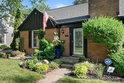 1127 Lakeway Avenue, Kalamazoo, MI 49001 - Photo 1
