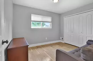 1000 E Mahan Ave, Hazel Park, MI 48030 - Photo 17