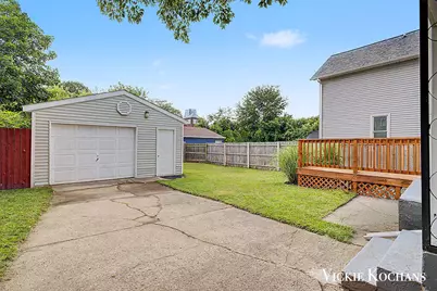 620 Davis Avenue NW, Grand Rapids, MI 49504 - Photo 29
