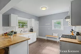 620 Davis Ave NW, Grand Rapids, MI 49504 - Photo 11