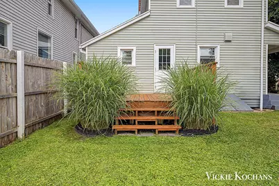 620 Davis Avenue NW, Grand Rapids, MI 49504 - Photo 31