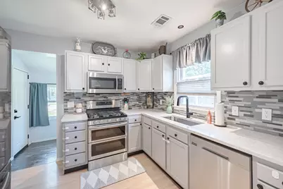 3311 31st Street SW, Grandville, MI 49418 - Photo 7