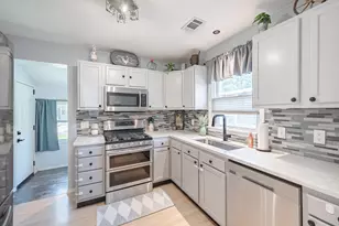 3311 31st St SW, Grandville, MI 49418 - Photo 7