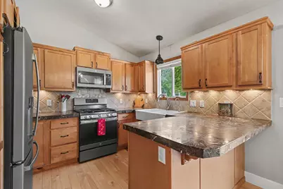 2227 Avalon View Drive NE, Cedar Springs, MI 49319 - Photo 9