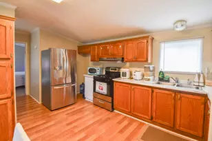 2856 W Carleton Rd, Hillsdale, MI 49242 - Photo 5