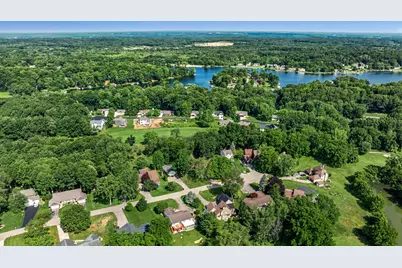 273 Fairway Court, Plainwell, MI 49080 - Photo 29