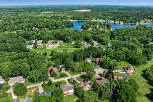 273 Fairway Ct, Plainwell, MI 49080 - Photo 29