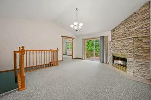 273 Fairway Ct, Plainwell, MI 49080 - Photo 3